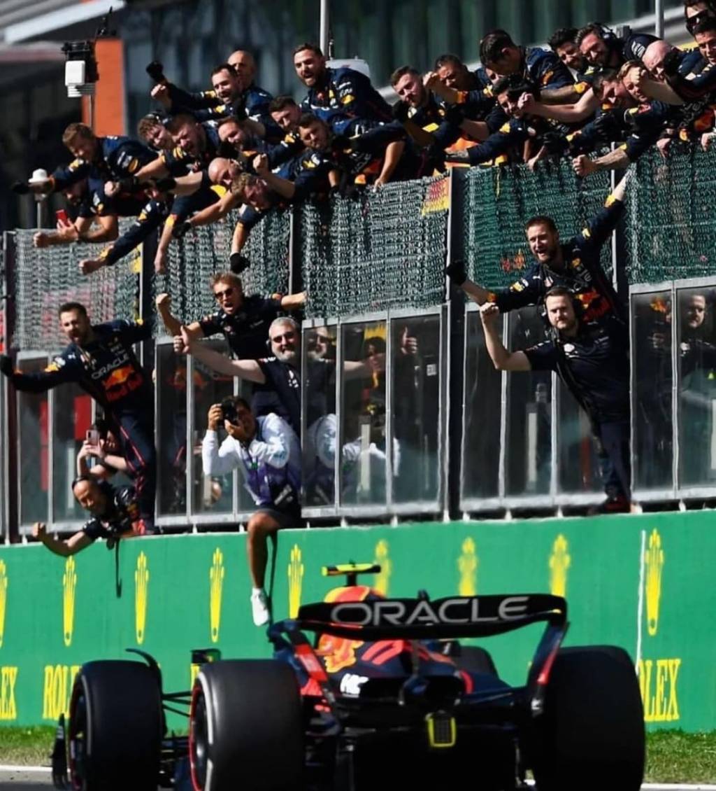 FORMULA 1 GP DEL BELGIO: LA VITTORIA DI FORZA DI VERSTAPPEN E RED BULL! SAINZ TERZO SALVA L’ORGOGLIO&nbsp;FERRARI.