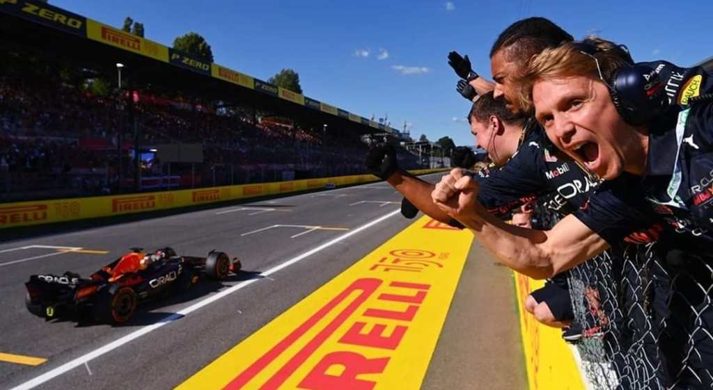 GRAN PREMIO D’ITALIA F1: VINCE UN ESPLOSIVO MAX VERSTAPPEN MA DI GIALLO, C’E’ SOLO LA SAFETY&nbsp;CAR…